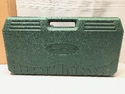428943