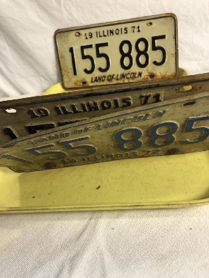 432437