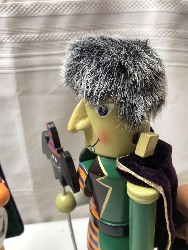 454325