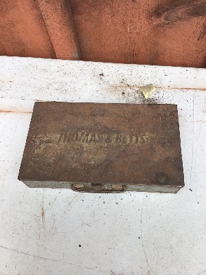 481049