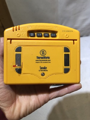 523018