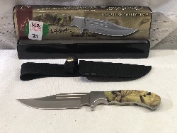 537461