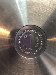 537563