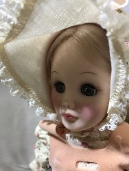 537819