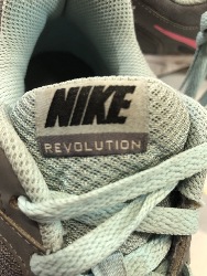 537929