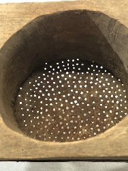 538475