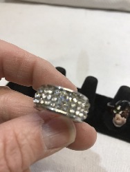 539305