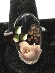 539306