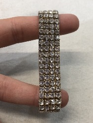 539863