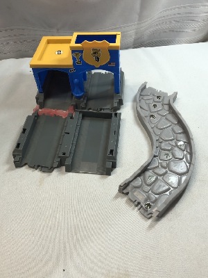 540671
