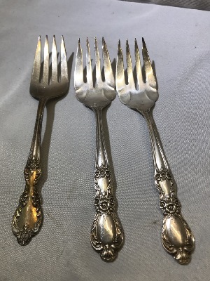541695