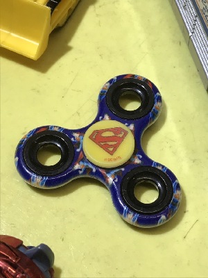 541875