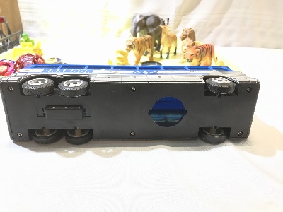 541879
