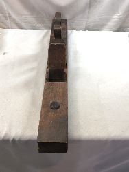 540693