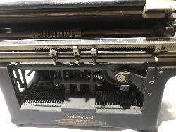 542057