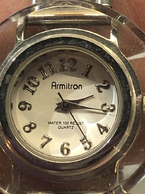 542443