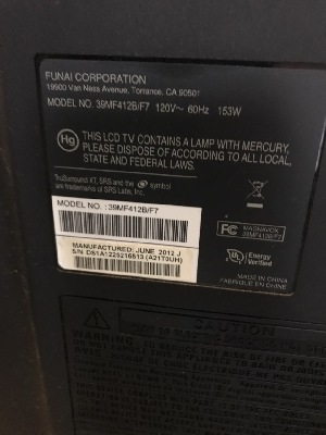 542823
