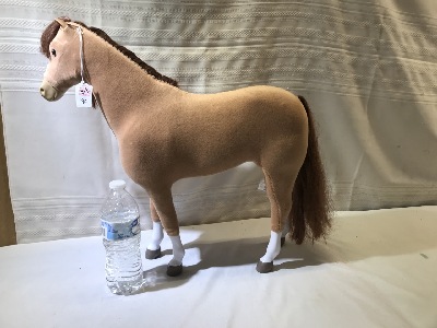 542858