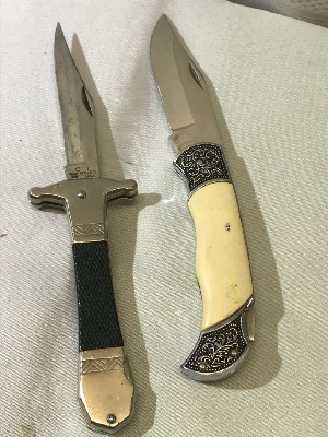 543085