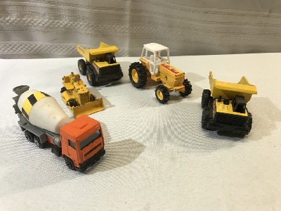 543179