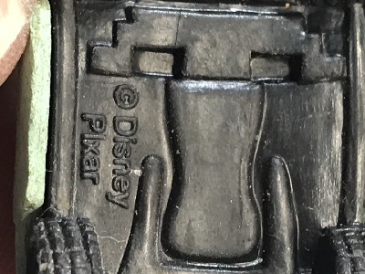 543195