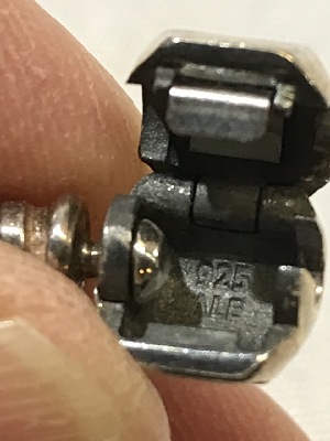 543721