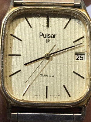 543810