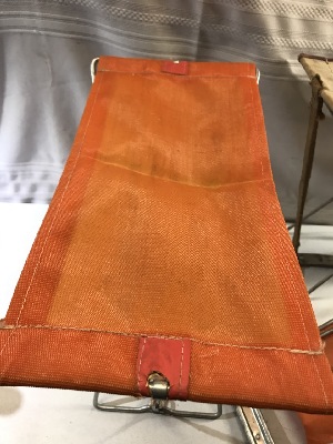 543854