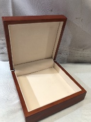 542351