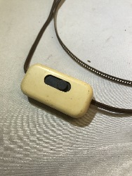 542843