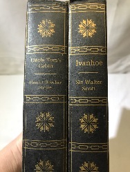 543056