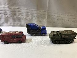 543182