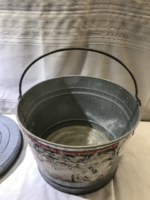544637