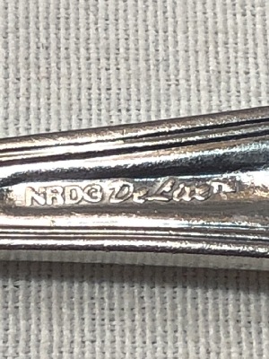 544964