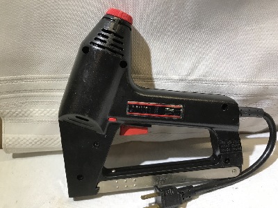 545704