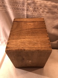 544893