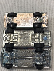 544945
