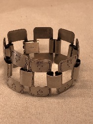 545100