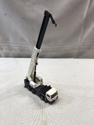 546081