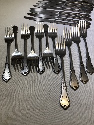 546256