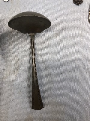 547561