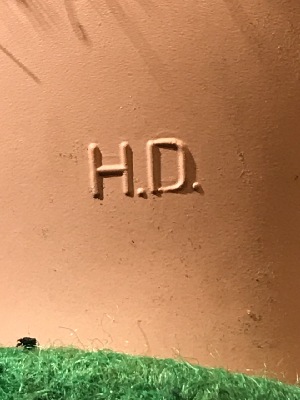 547631