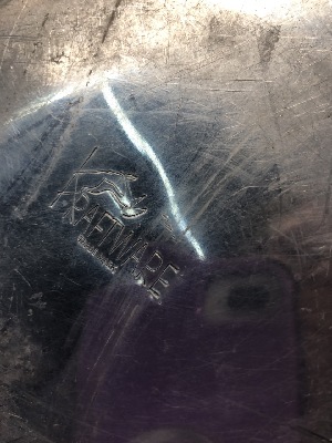 548029