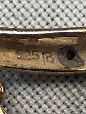 548237