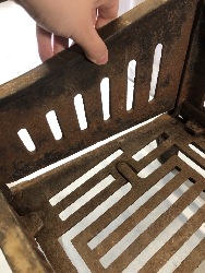 547058