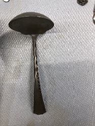 547561