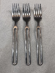 547960