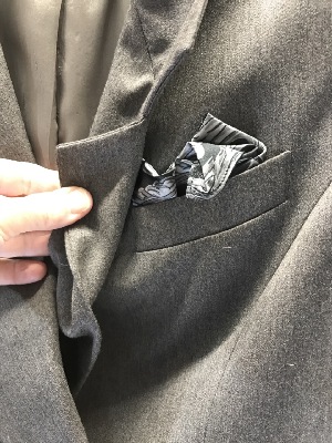 548933