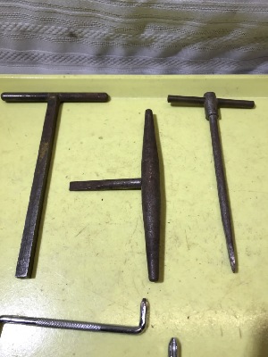 550438