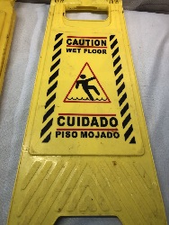 549945